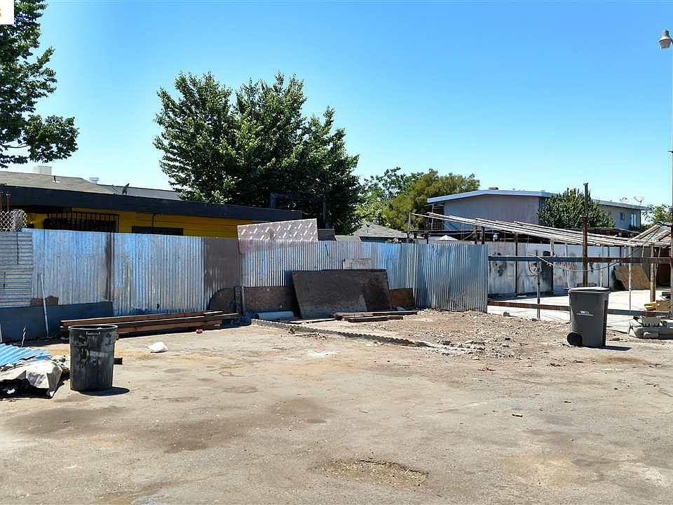 1st image of 721 98th Ave