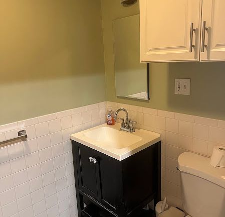 3rd image of 104 N Lehigh Ave #1
