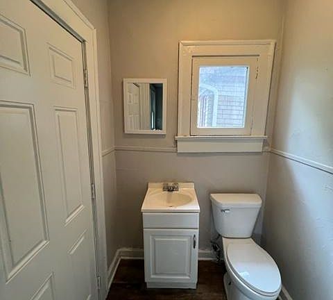 5th image of 2863 N Talbott St #2863
