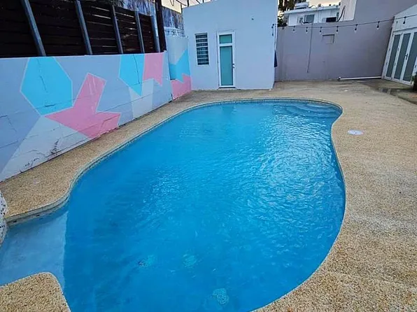 40 Calle Mar Mediterraneo #40, Carolina, PR 00979