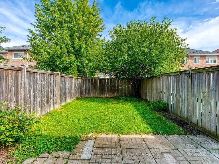 1835 McCoy Ave — Photo 29