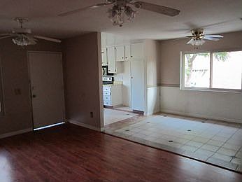 4th image of 1722 N Rainwood Cir APT B