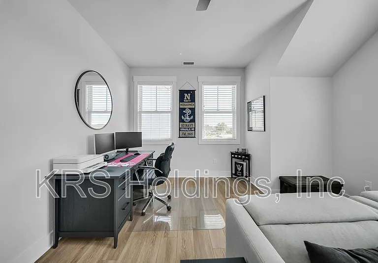 629 Hayes Dr — Photo 16