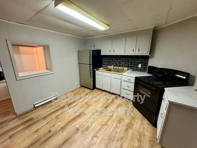 474 Spang Ave — Photo 8