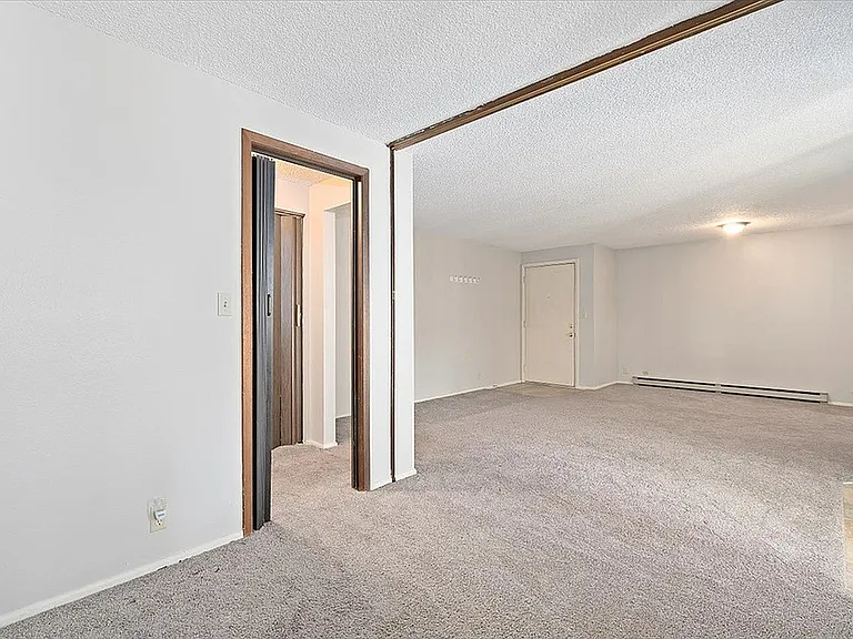 The Landon — Photo 29