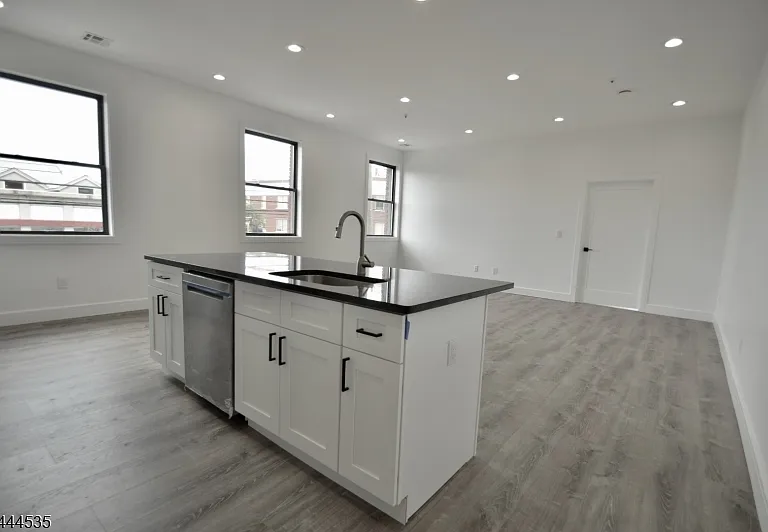 340 Millburn Ave #2A — Photo 4
