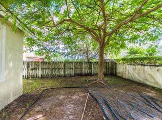 13712 NW 10th Ct, Pembroke Pines, FL 33028