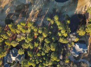 21 Lochmere Dr, Pinehurst, NC 28374