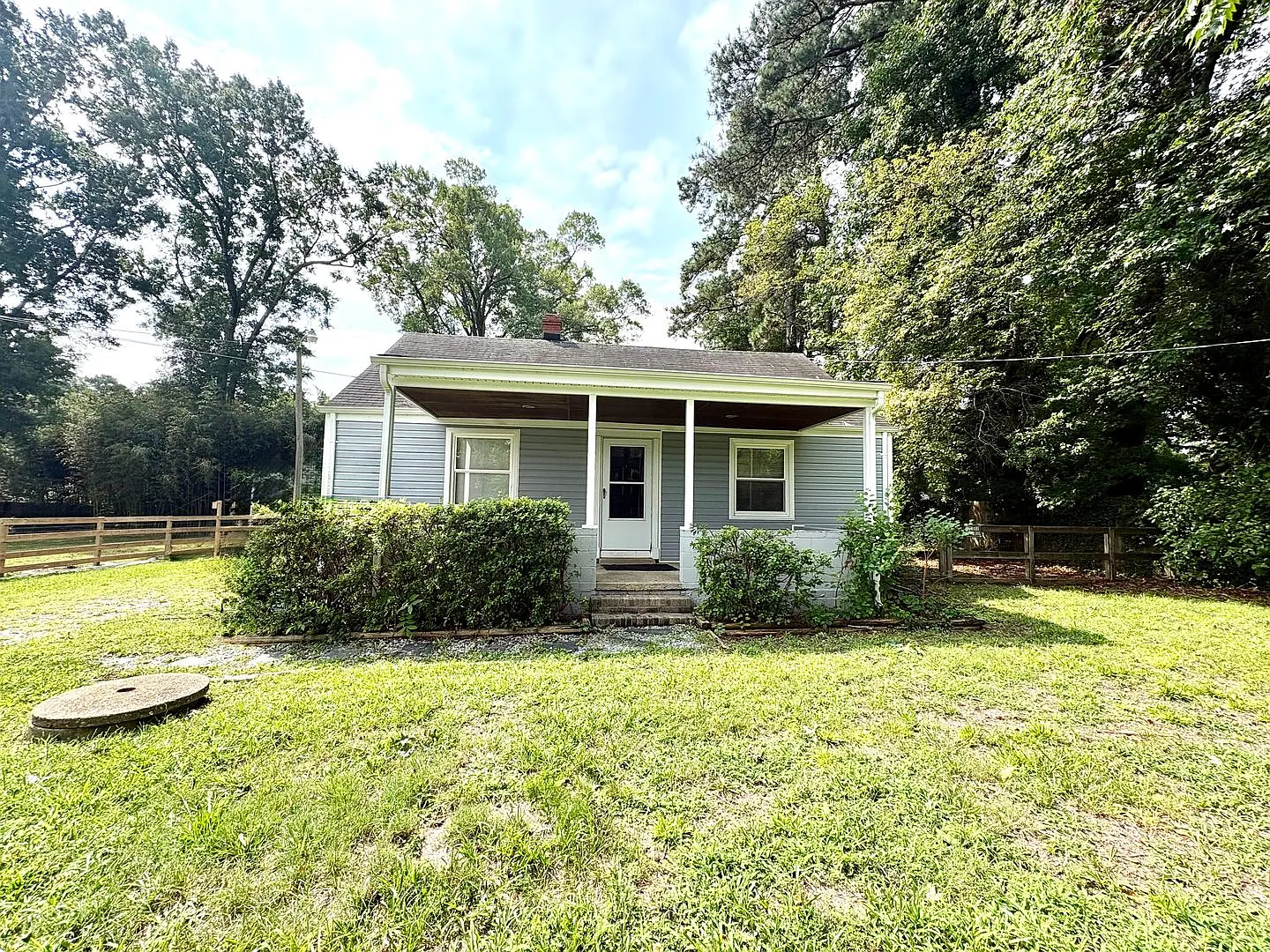 1705 Eden Avenue — Photo 1