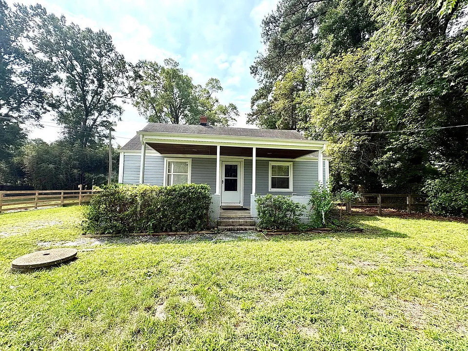 1705 Eden Ave