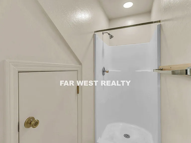 4032 N Viewpoint Dr #D — Photo 27