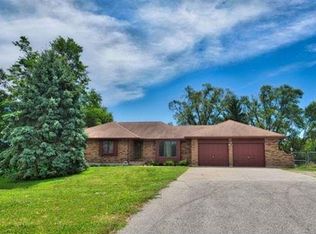 1807 NE Colbern Rd, Lees Summit, MO 64086