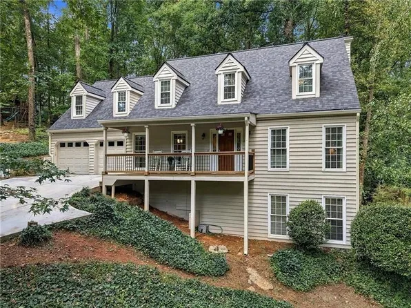 2569 Chimney Springs Dr, Marietta, GA 30062