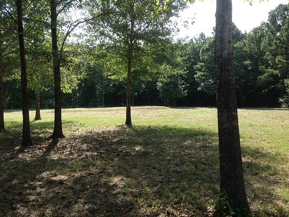 4th image of 1515 County Rd