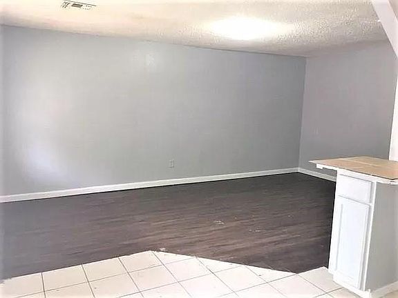 5th image of 4012 S Shields Blvd