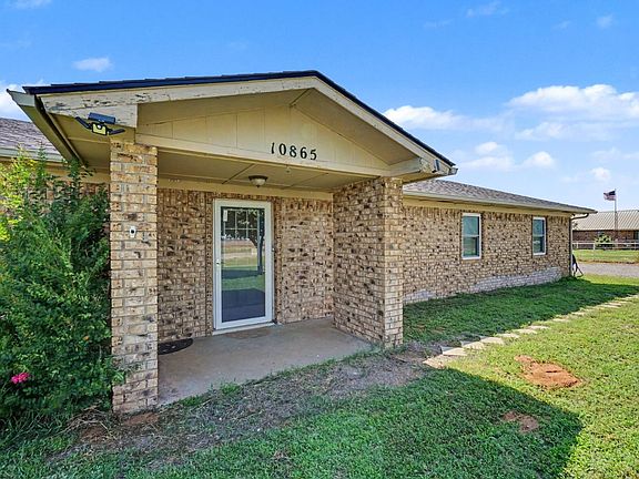 5th image of 10865 Center Dr