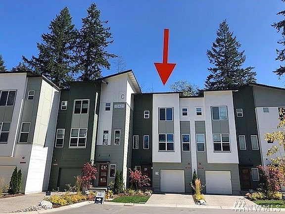 2nd image of 13421 C4 Admiralty Way