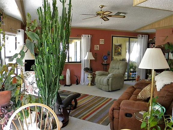 2nd image of 2288 Glenmar