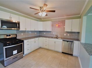 4307 N Circle Dr, Warr Acres, OK 73122