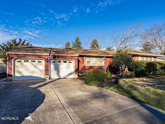 2nd image of 46 Mount Vernon Drive