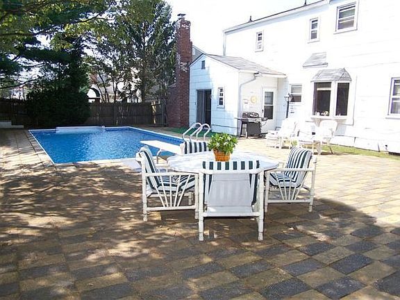 5th image of 34 Longstreet Dr