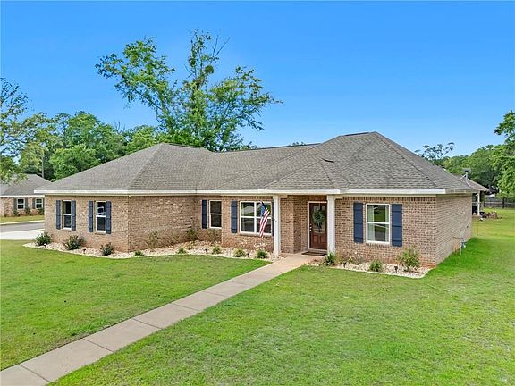 2nd image of 10095 Desiree Ct S