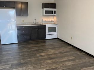 108 Iowa Ave E #3, Marshalltown, IA 50158