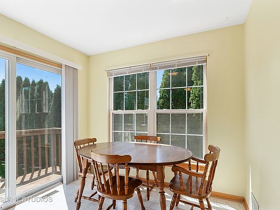 4th image of 724 Tiffany Ct