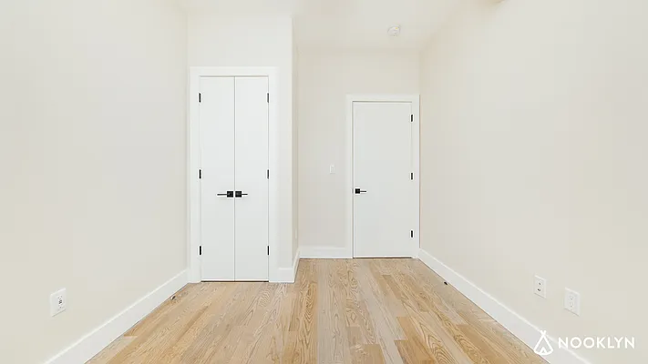 Rented by Nooklyn NYC LLC | media 31