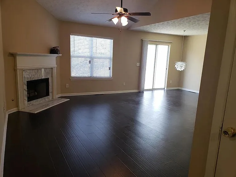 1017 Glen Chase Dr — Photo 11