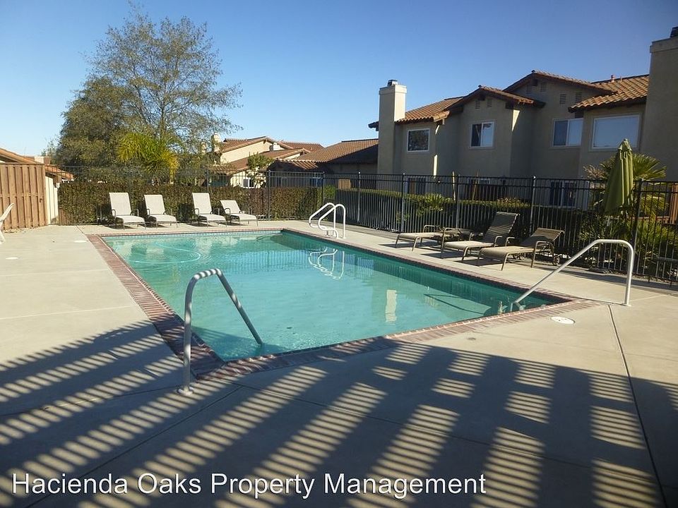1st image of 4326 S Foxenwood Cir