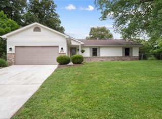 133 Meadowbruck Ln, Shiloh, IL 62221
