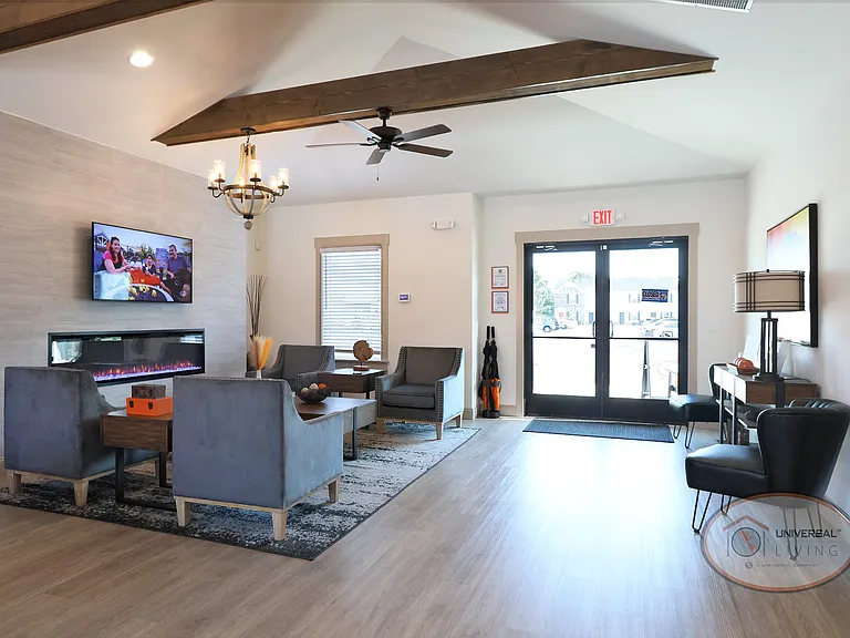 Clubhouse Lounge