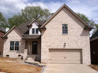 8006 Fenwick Ln, Spring Hill, TN 37174