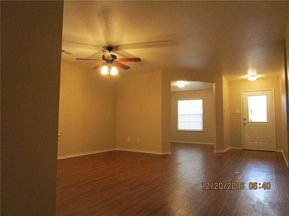 2nd image of 12162 Shepherds Hill Ln