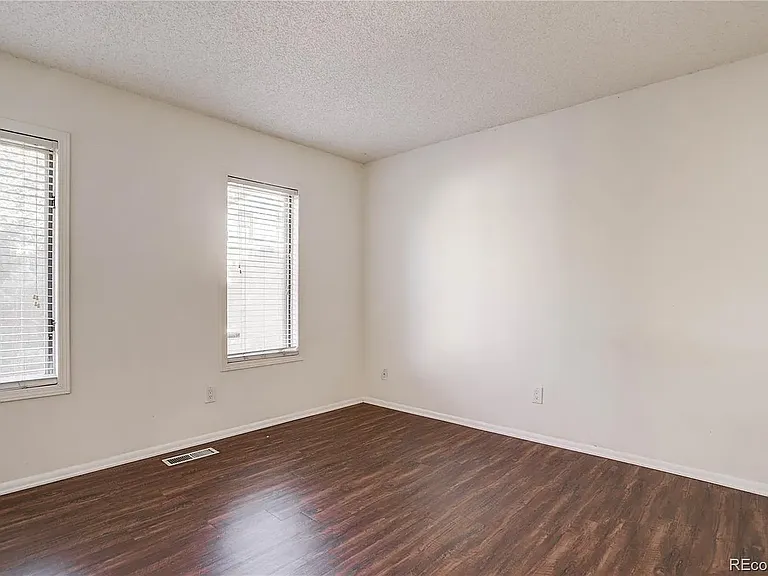 6435 S Dayton St #101 — Photo 14