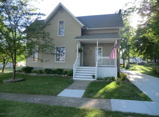 57 Fulton St, Quincy, MI 49082