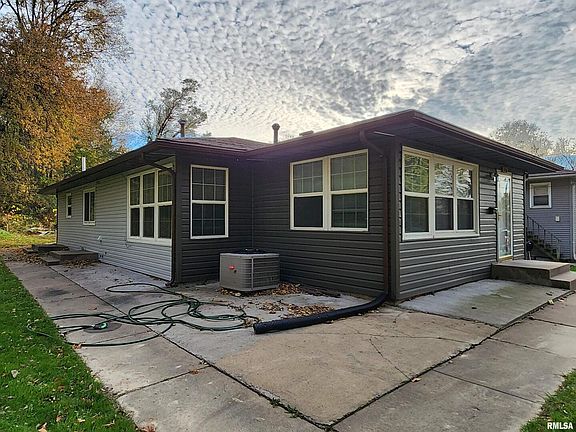 3rd image of 1236 24th Ave
