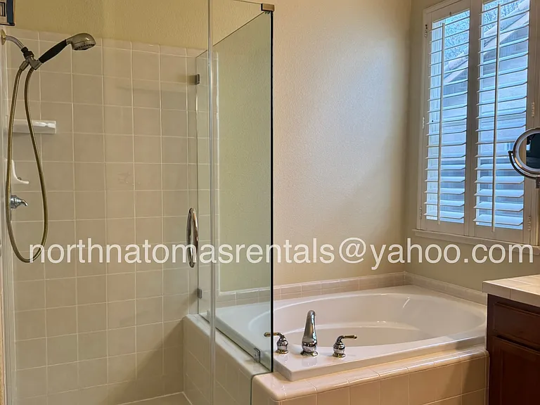 3949 Moraga Dr — Photo 33