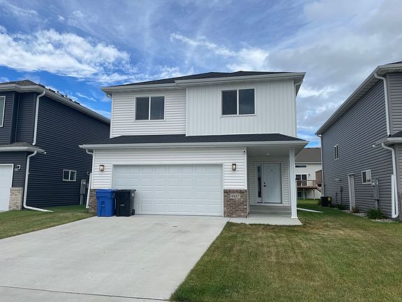 2nd image of 4957 37th Ave S