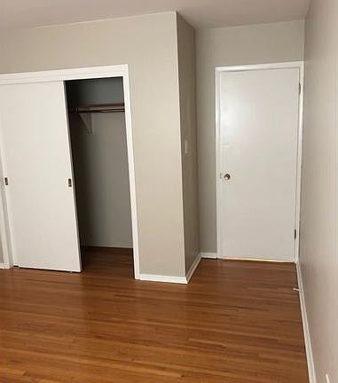 5th image of 652 Northmount Dr NW #1A