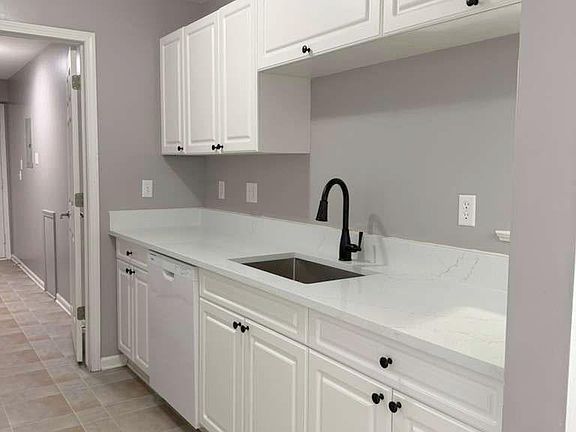 5th image of 3609 Tremonte Cir N