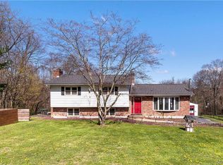 14 Feitsma Ln, Rock Tavern, NY 12575