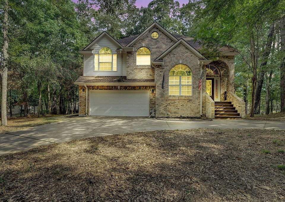 1st image of 1801 Camellia Court