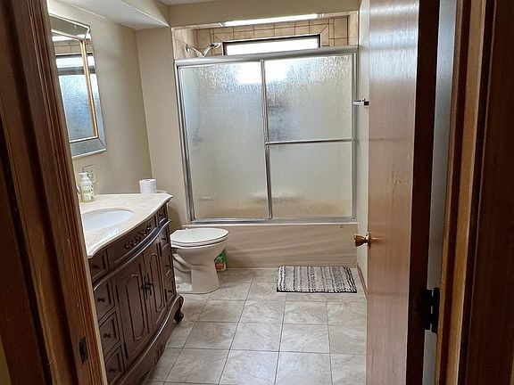 5th image of 107 North St #1