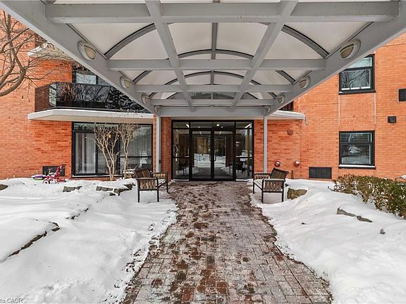 3rd image of 9 Bonheur Ct #505