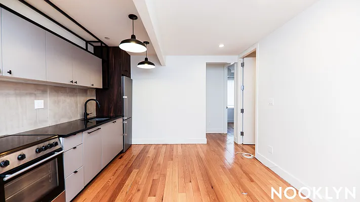 Rented by Nooklyn NYC LLC | media 4