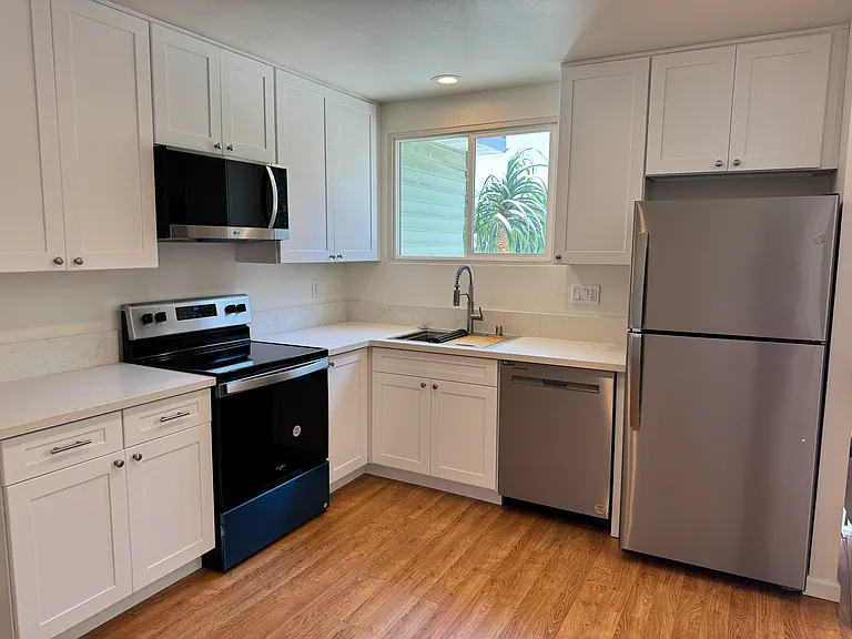 3528 Brookshire St — Photo 5