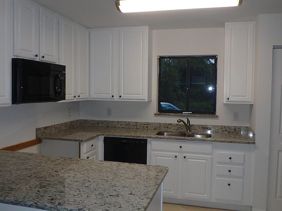 2nd image of 741 Avalon St SE