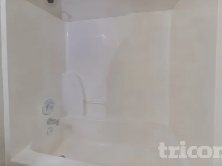 338 Shadowbrooke Cir — Photo 16